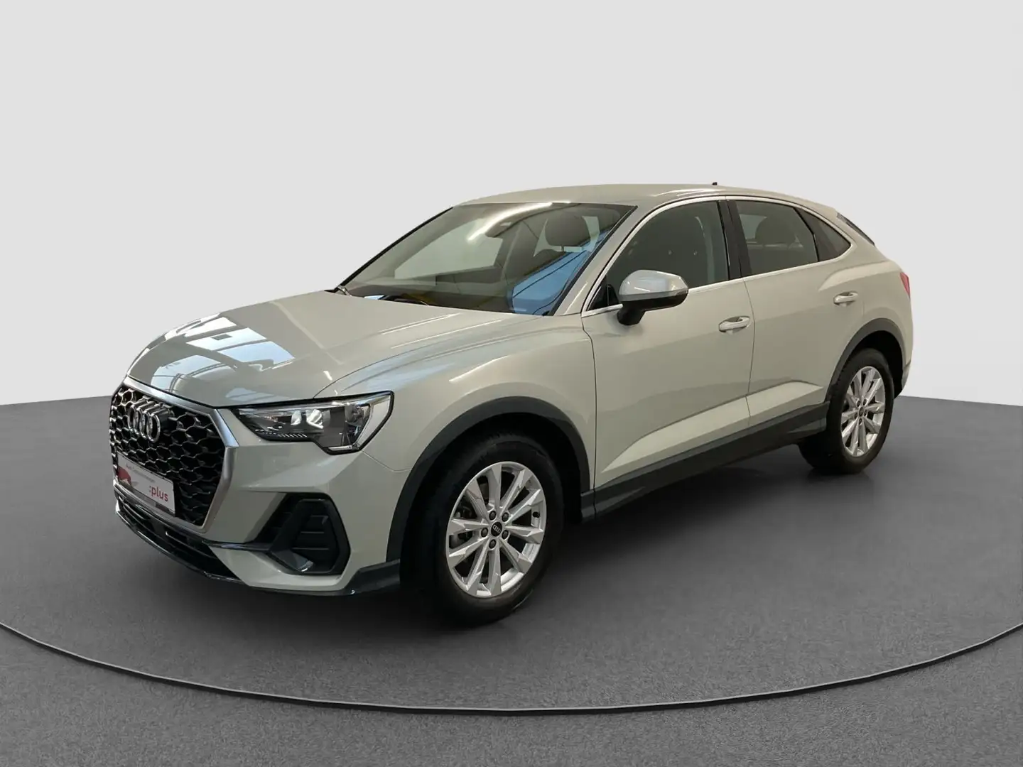 Audi Q3 35 TFSI 18 AHK NAVI 5J.GAR Argintiu - 1