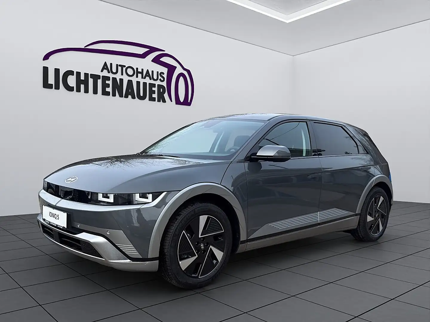 Hyundai IONIQ 5 Ioniq 5 Elektro 84kWh GO Aut. + Licht und Desig... Grau - 1