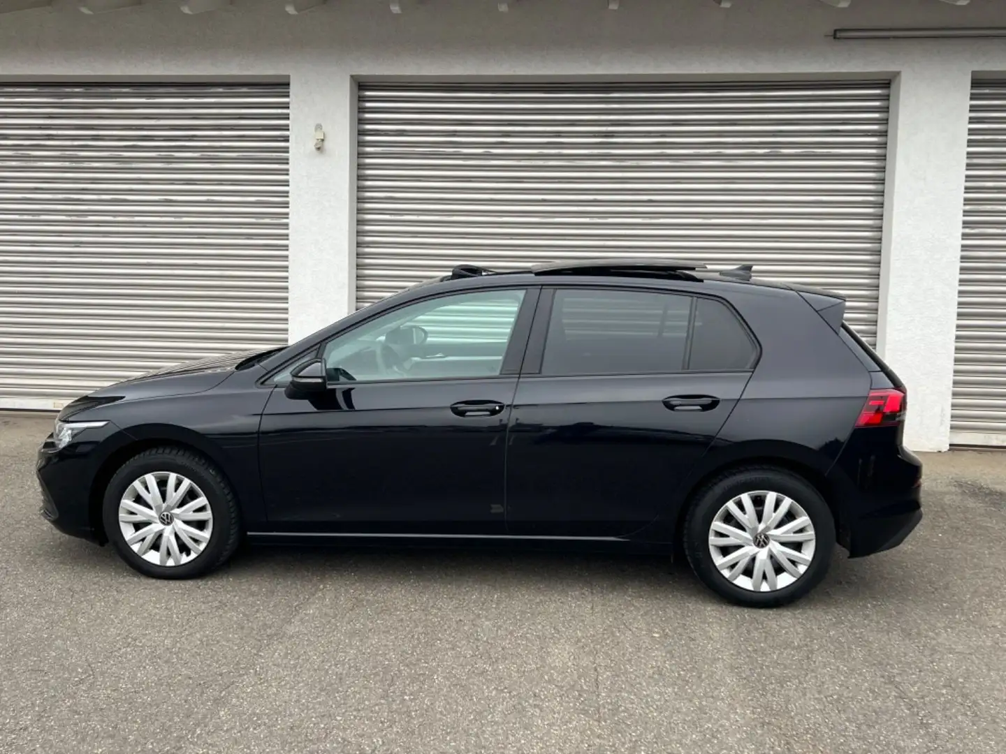 Volkswagen Golf VIII TDI Lim.Life*Aut*Highl*Pano*Leder*Kame Zwart - 2