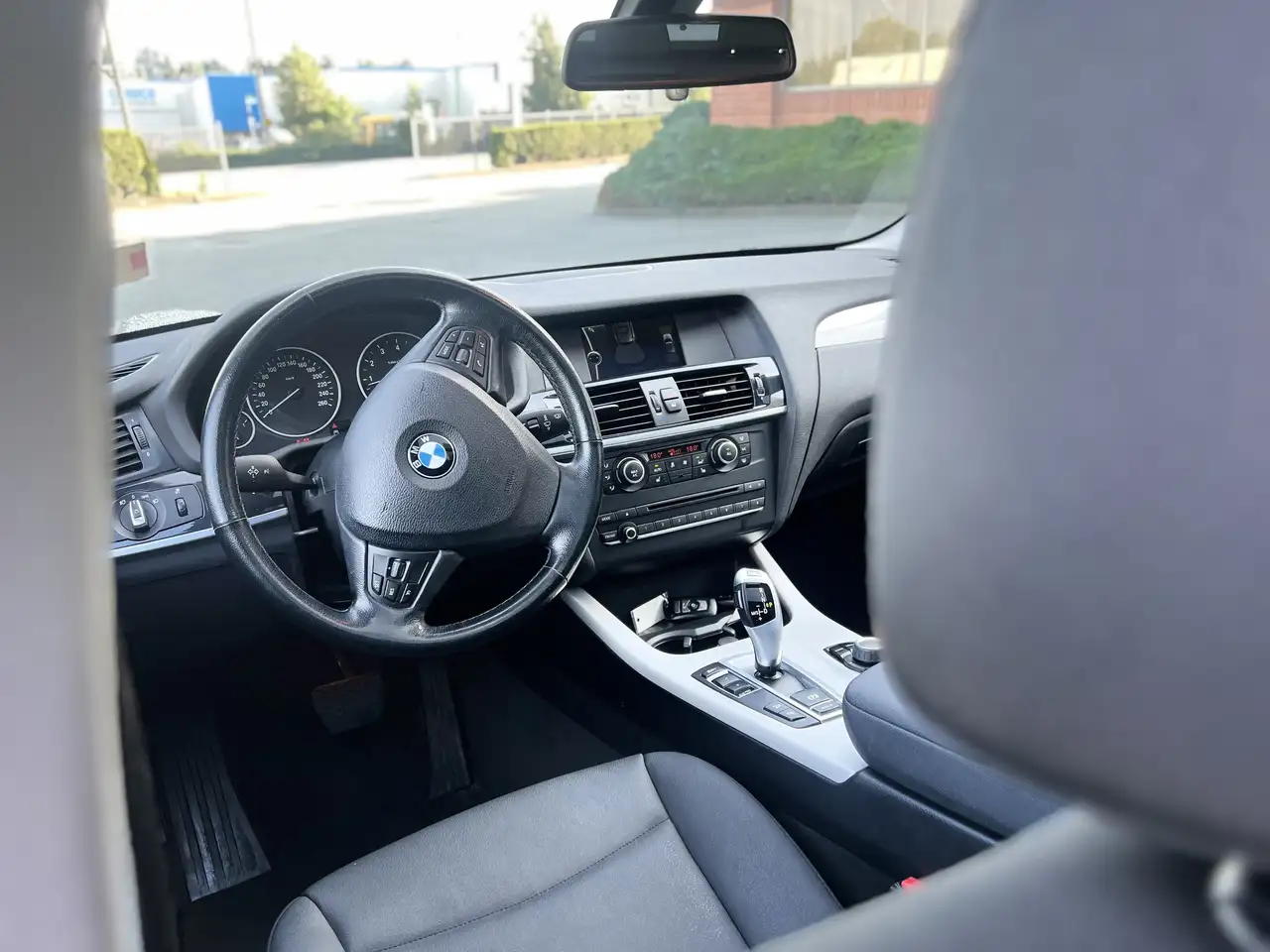 BMW X3 снимка BMW X3