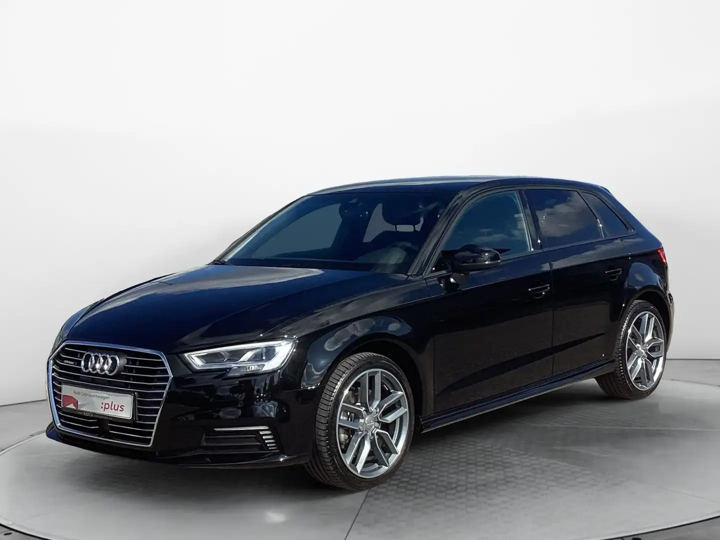 Audi A3 40 e-tron sport SHZ*Klima*Navi Schwarz - 2