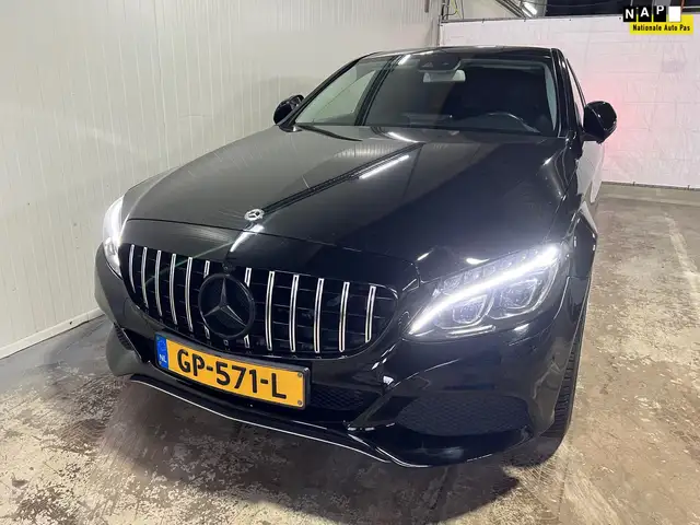 Mercedes-Benz C 350 e Lease Edition Dealer onderhouden Burmester/360*/