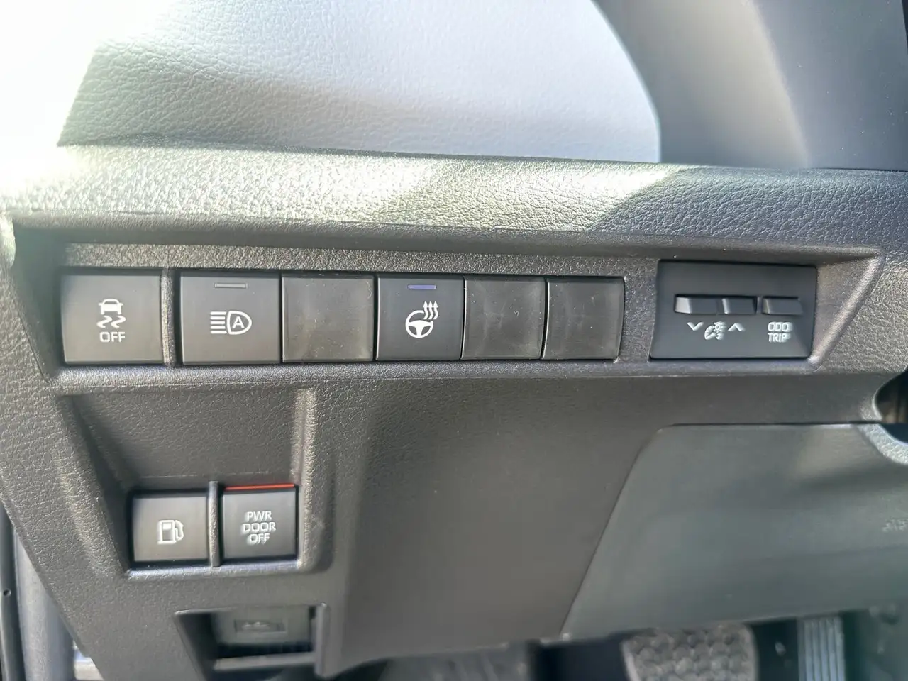 Toyota Sienna снимка Toyota Sienna