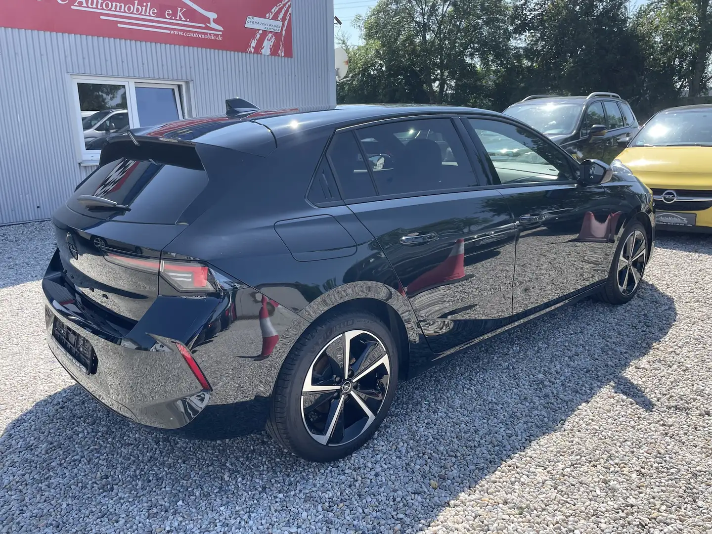 Opel Astra 1.2T GS-Line Automatik Virtual Kamera360° Schwarz - 2