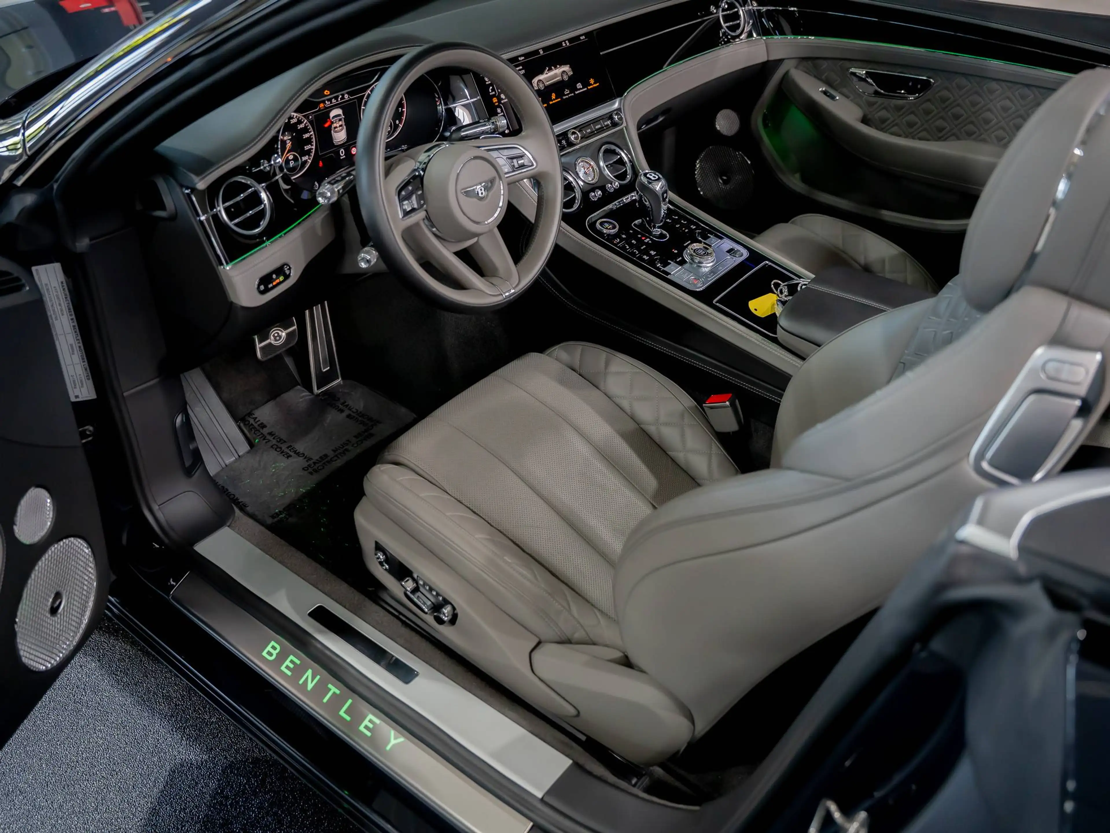 Bentley Continental GTC 4.0 V8 - Mulliner - HUD - Titan Grey — photo 9
