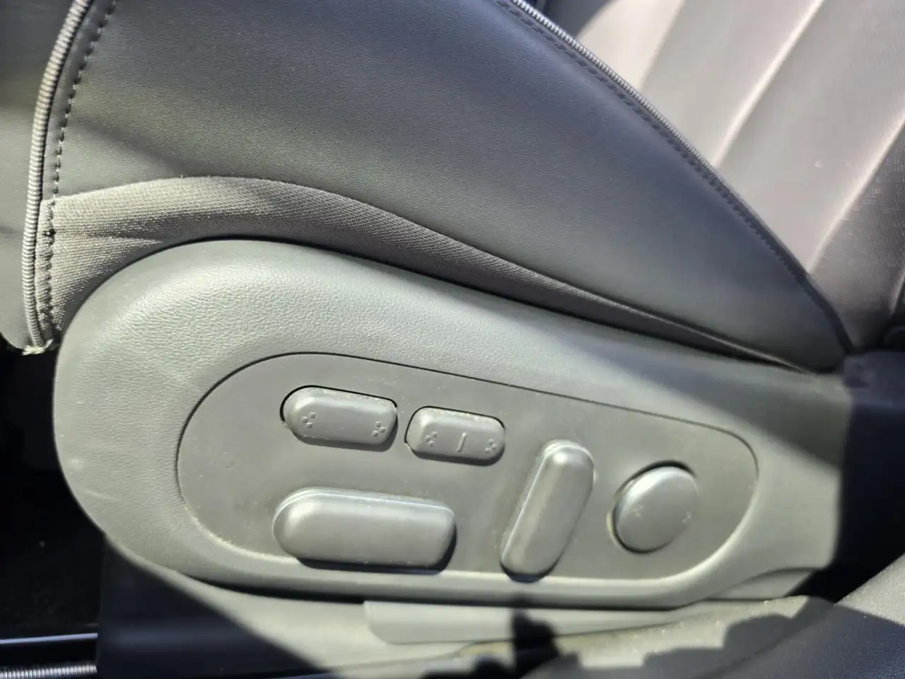 Hyundai IONIQ 5 снимка Hyundai IONIQ 5