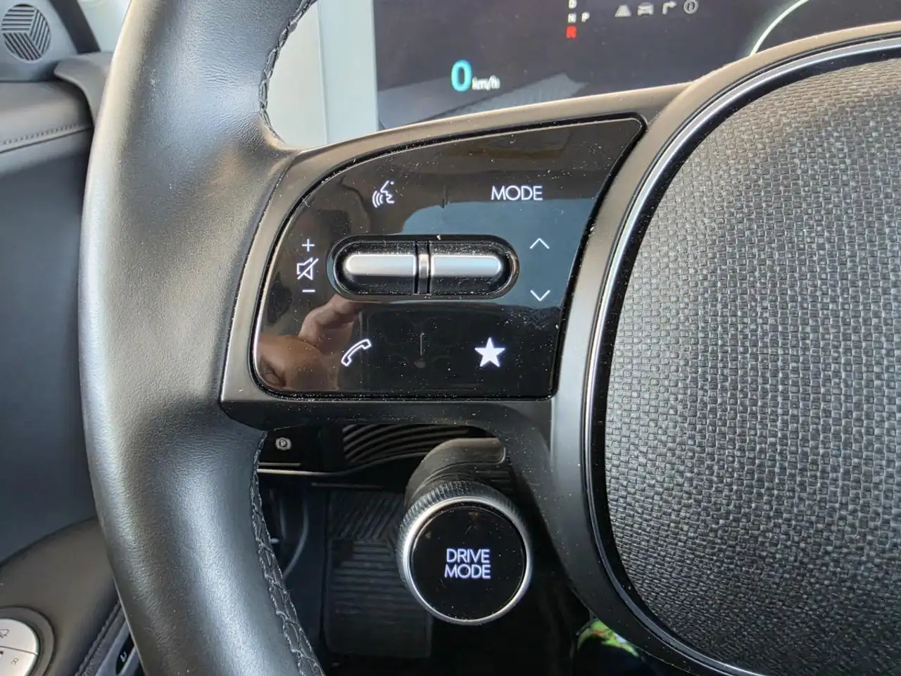Hyundai IONIQ 5 снимка Hyundai IONIQ 5