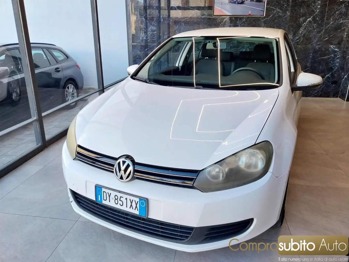 Volkswagen Golf 1.4 TSI 122CV 5p. Highline Arancione - 2