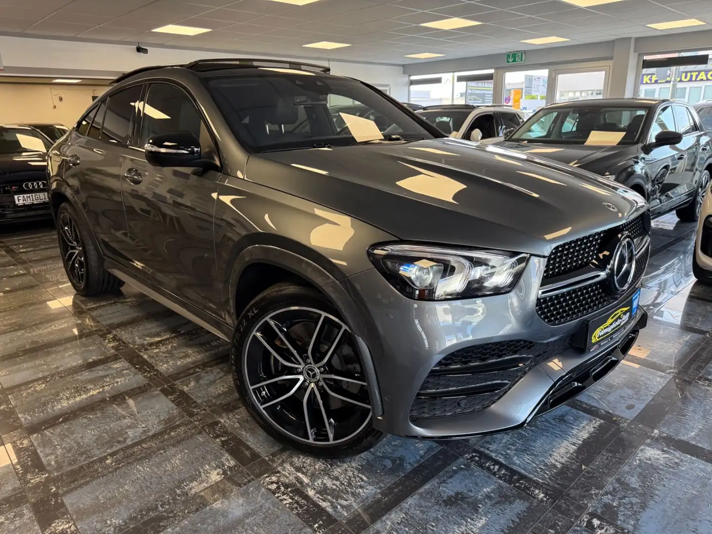 Mercedes-Benz GLE 400 d 4Matic Coupe*AMG-Line*Pano*Luft*Soft*22 Gris - 2
