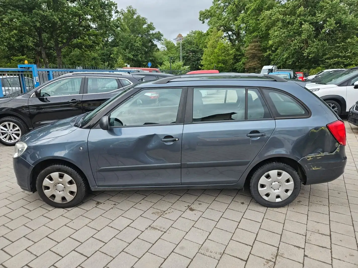 Skoda Fabia Combi Cool Edition Grau - 1