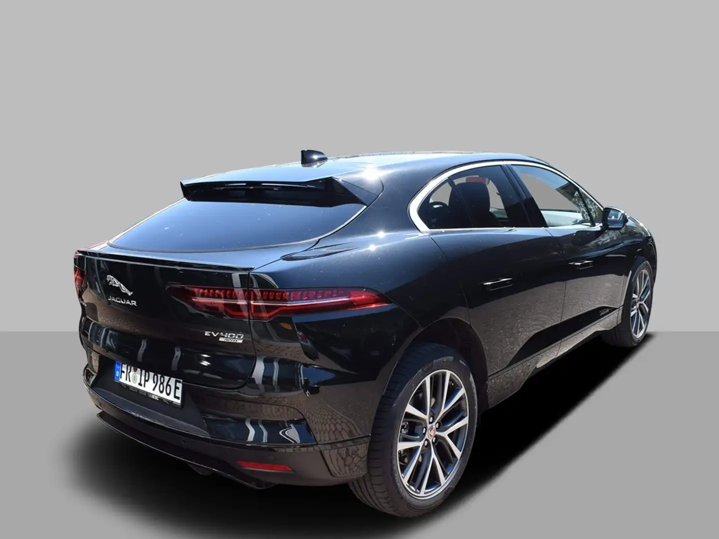 Jaguar I-Pace EV400 S PANO VOLLELEKTRO Fekete - 2