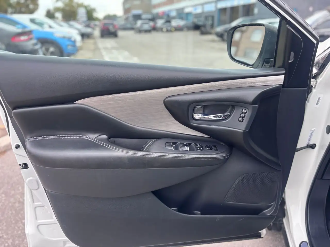 Nissan Murano снимка Nissan Murano