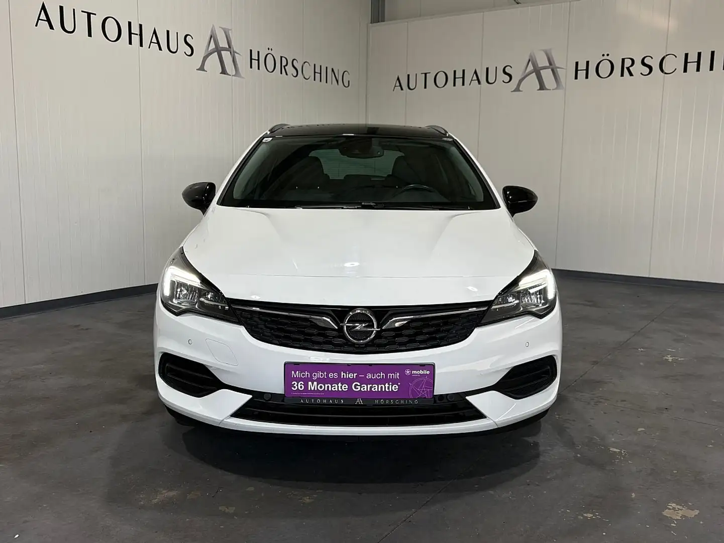 Opel Astra ST 1,2 Turbo Direct Inj. Elegance Wit - 2