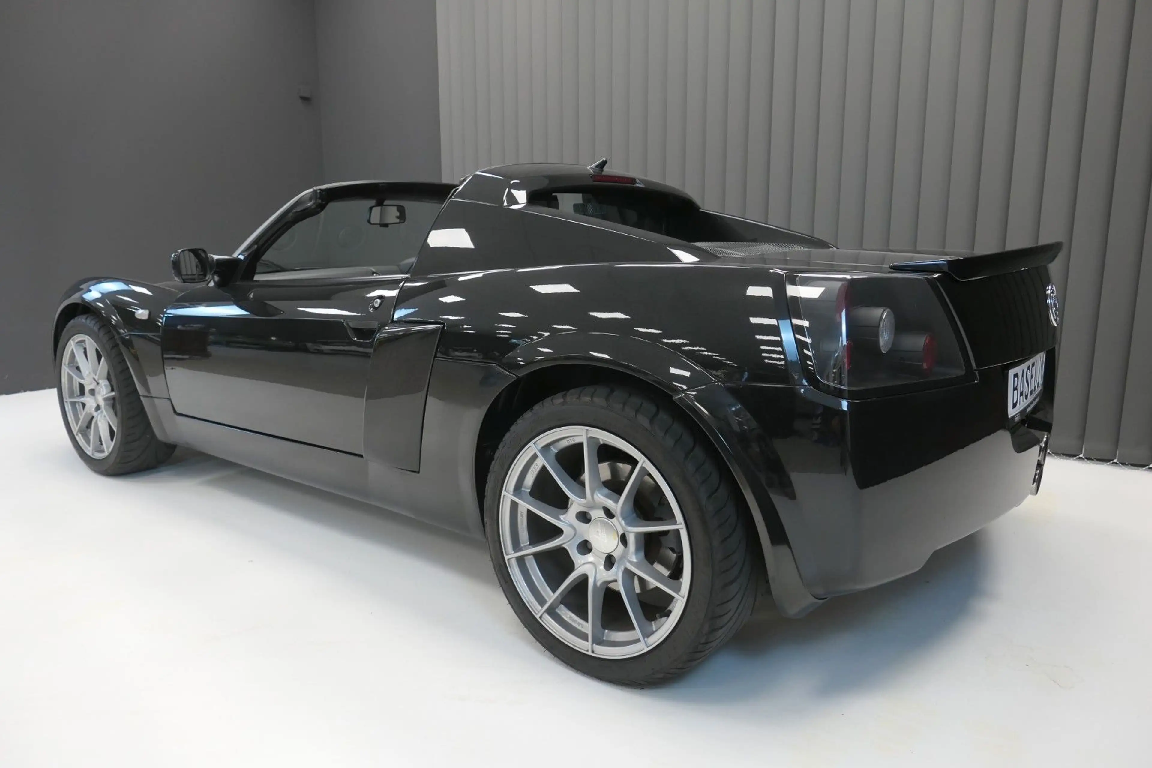 Opel Speedster Turbo - Vauxhall VX220 — photo 3