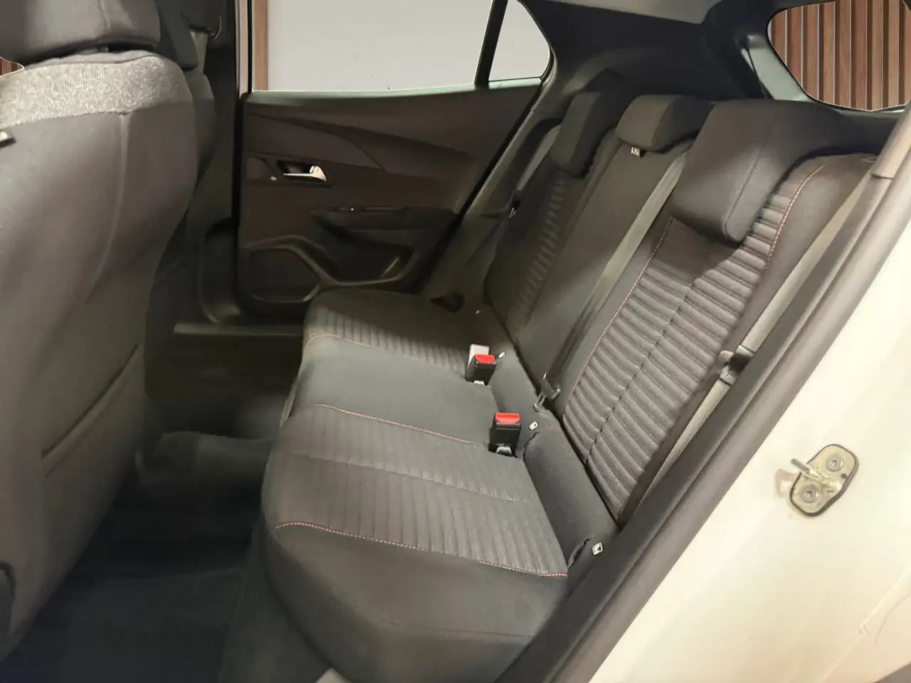 Peugeot 2008 Active 1.2 Puretech ** Camera Cruise Zetelw..., миниатюра 29