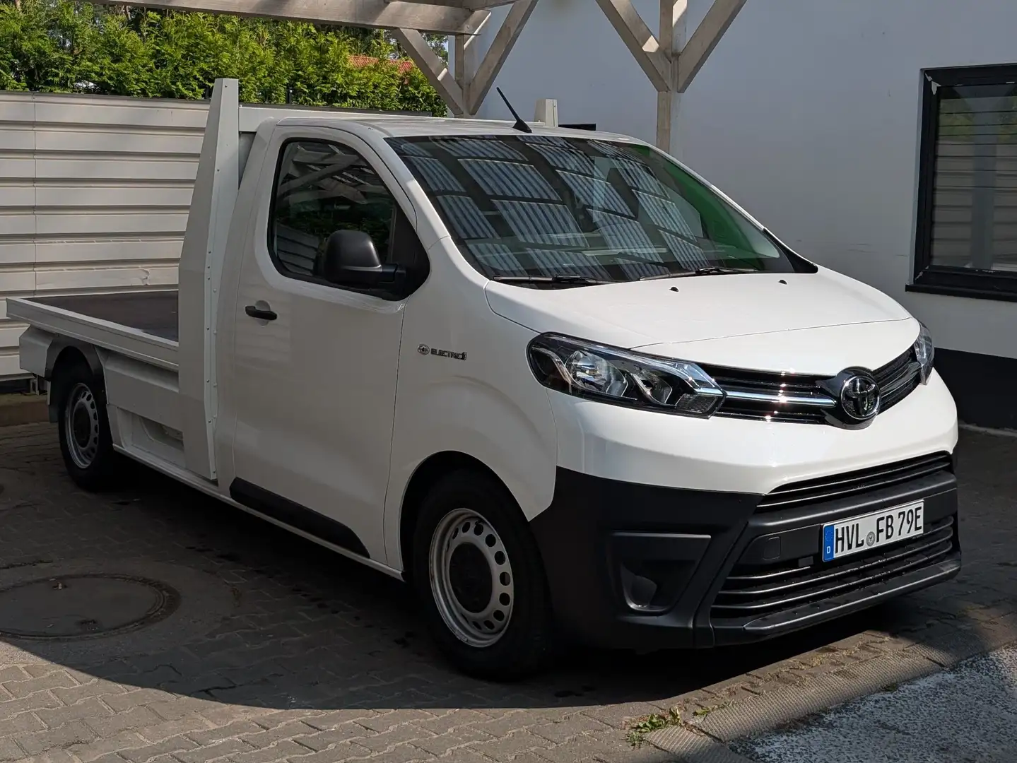 Toyota Proace Electric 75kwh große Batterie Platform Pickup Weiß - 2