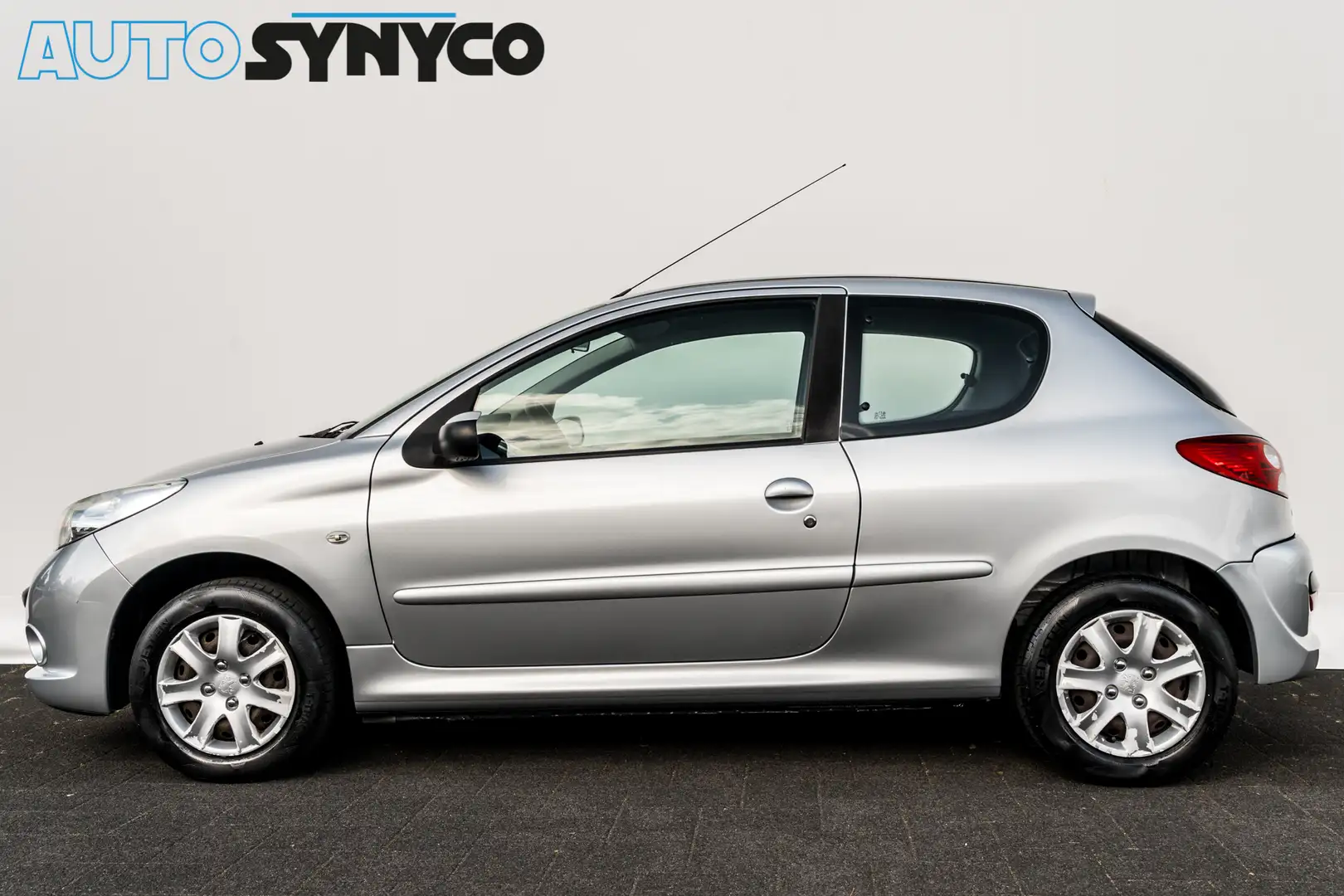 Peugeot 206 + 1.4 75 Pk XS | Cruise control | Sportstoelen | A Grijs - 2