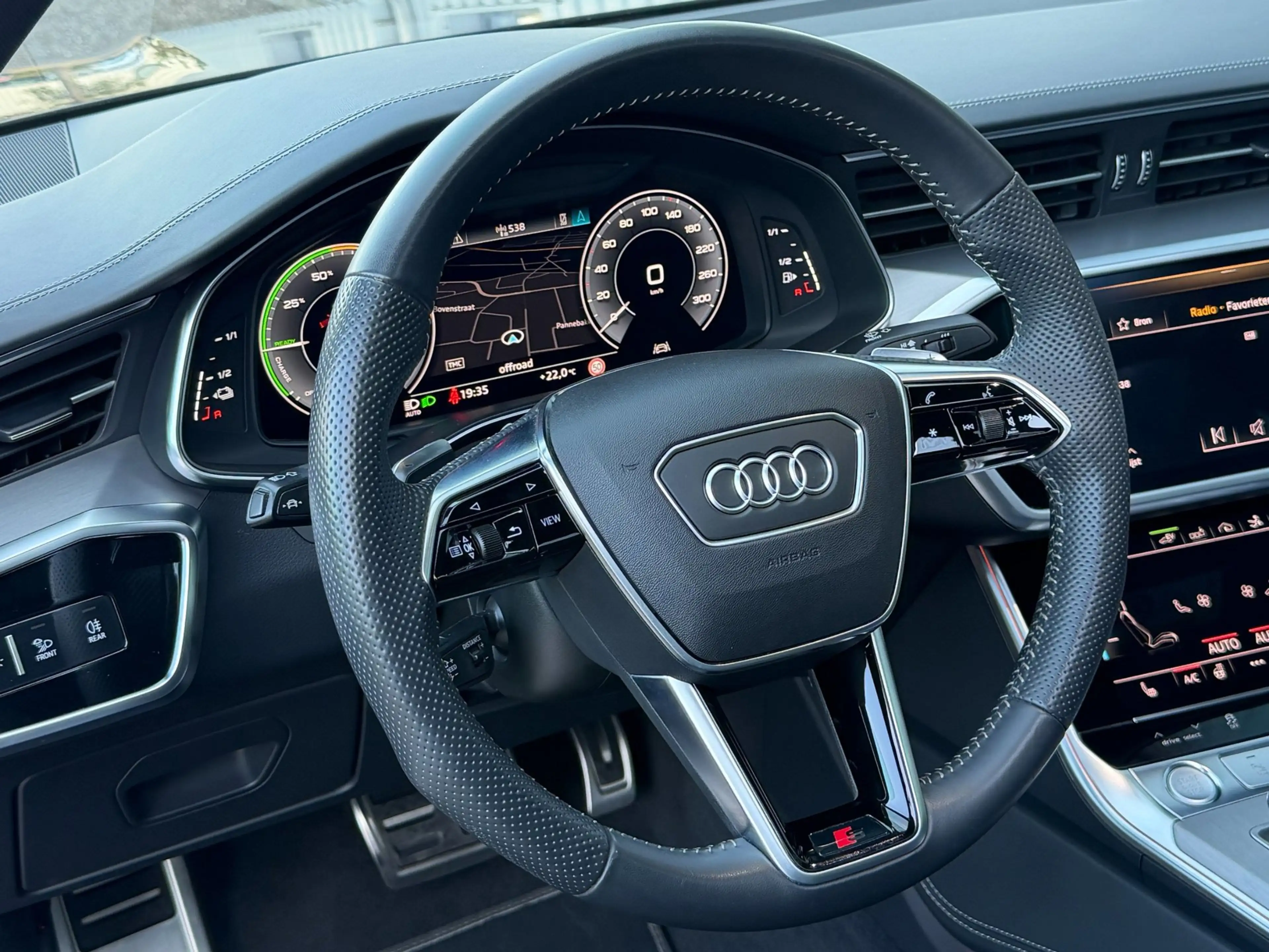 Audi A7 Sportback 55 TFSI e quattro Competition|S-LINE|PAN — photo 9