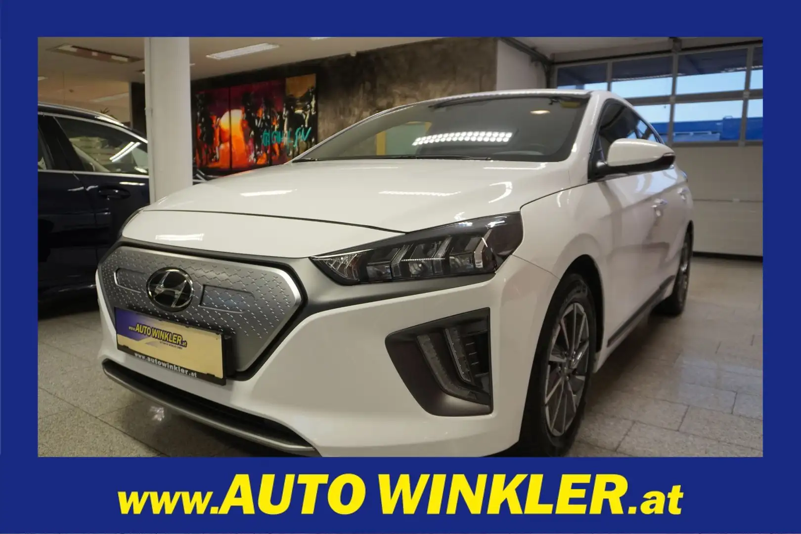 Hyundai IONIQ LEVEL 4 elektro Aut. LED/PDC/Kamera/Navi Weiß - 1