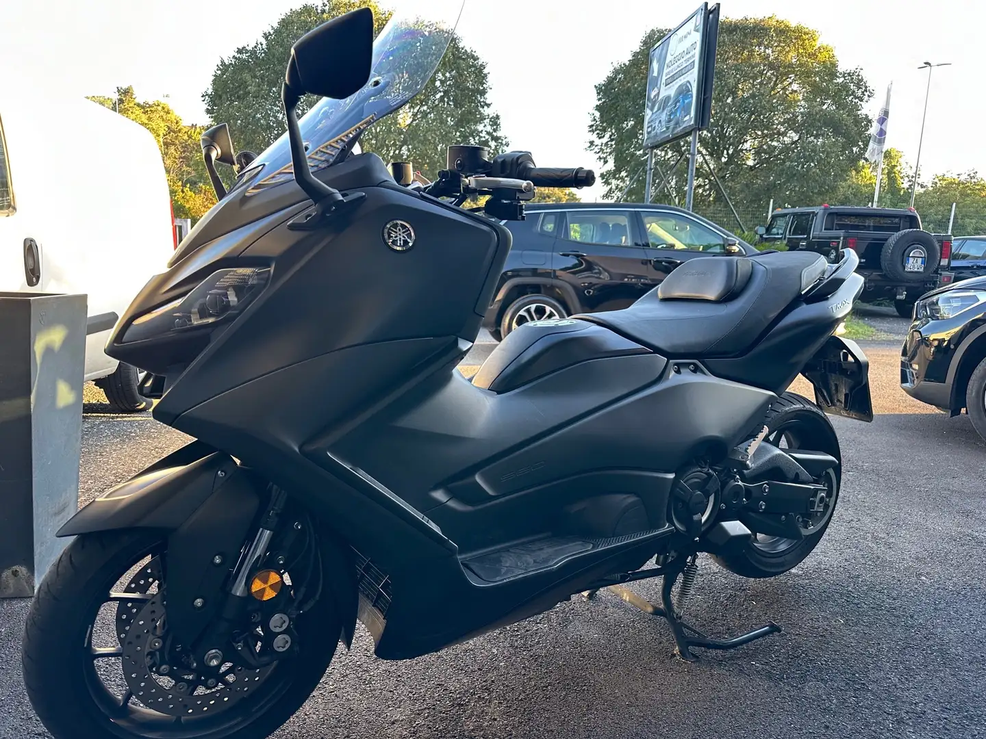 Yamaha TMAX 560 Чёрный - 2
