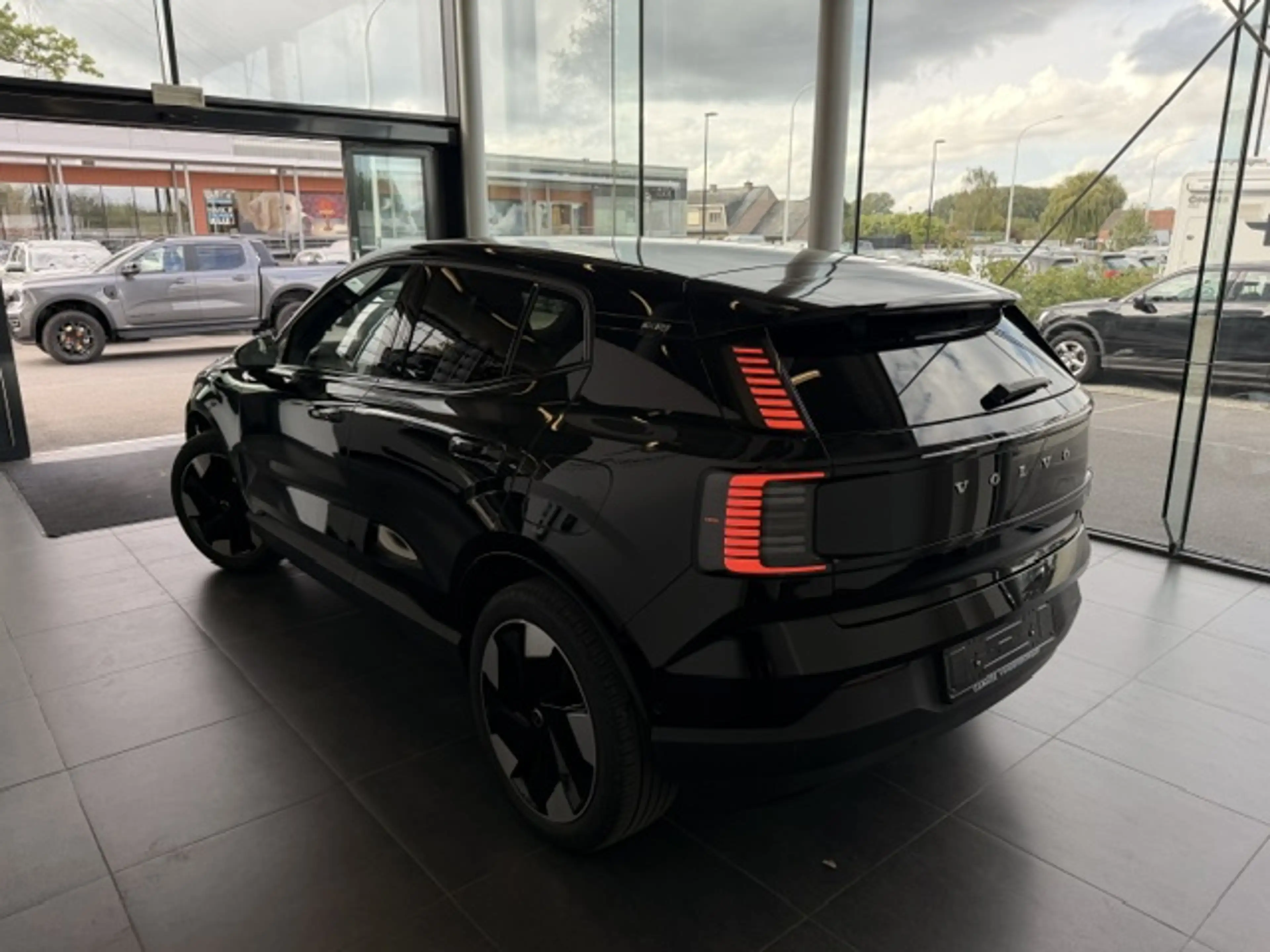 Volvo EX30 ULTRA EXTENDED RANGE+PANO DAK — photo 4