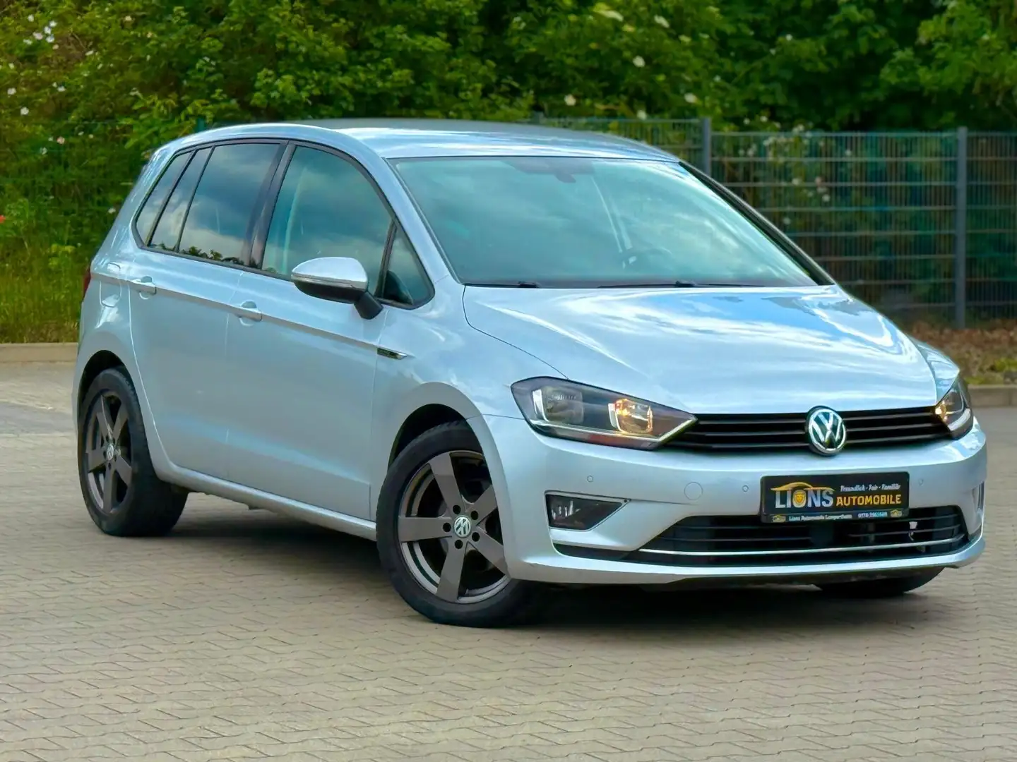 Volkswagen Golf Sportsvan VII Comfortline BMT/Start-Stopp Silber - 1