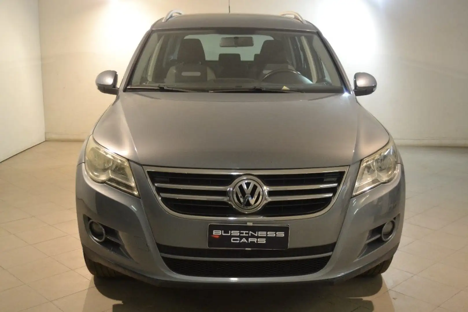 Volkswagen Tiguan 2.0 TDI 170 CV DPF Sport & Style (18°) Grau - 2