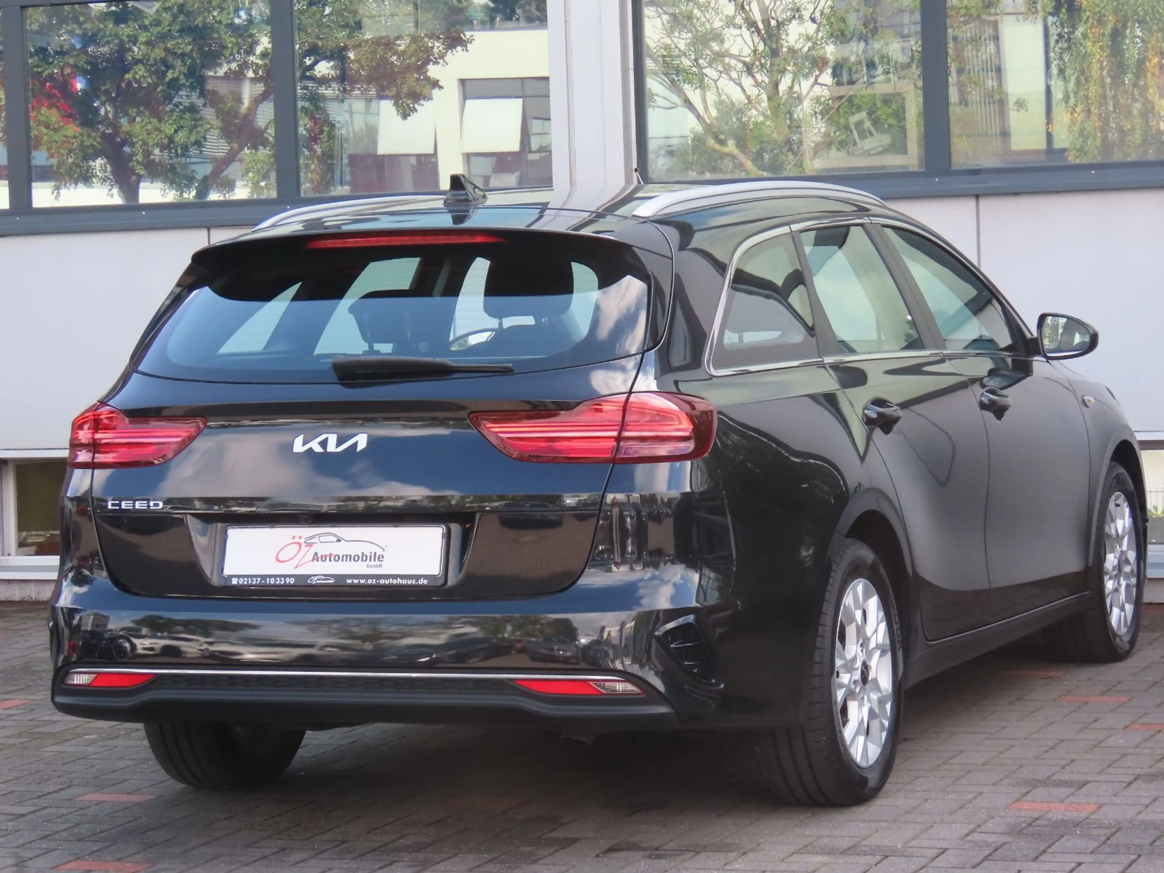 Kia Ceed SW / cee'd SW cee'd SW 1.6 CRDI Sitz-/Lenkradheizung Klima ACC — photo 7