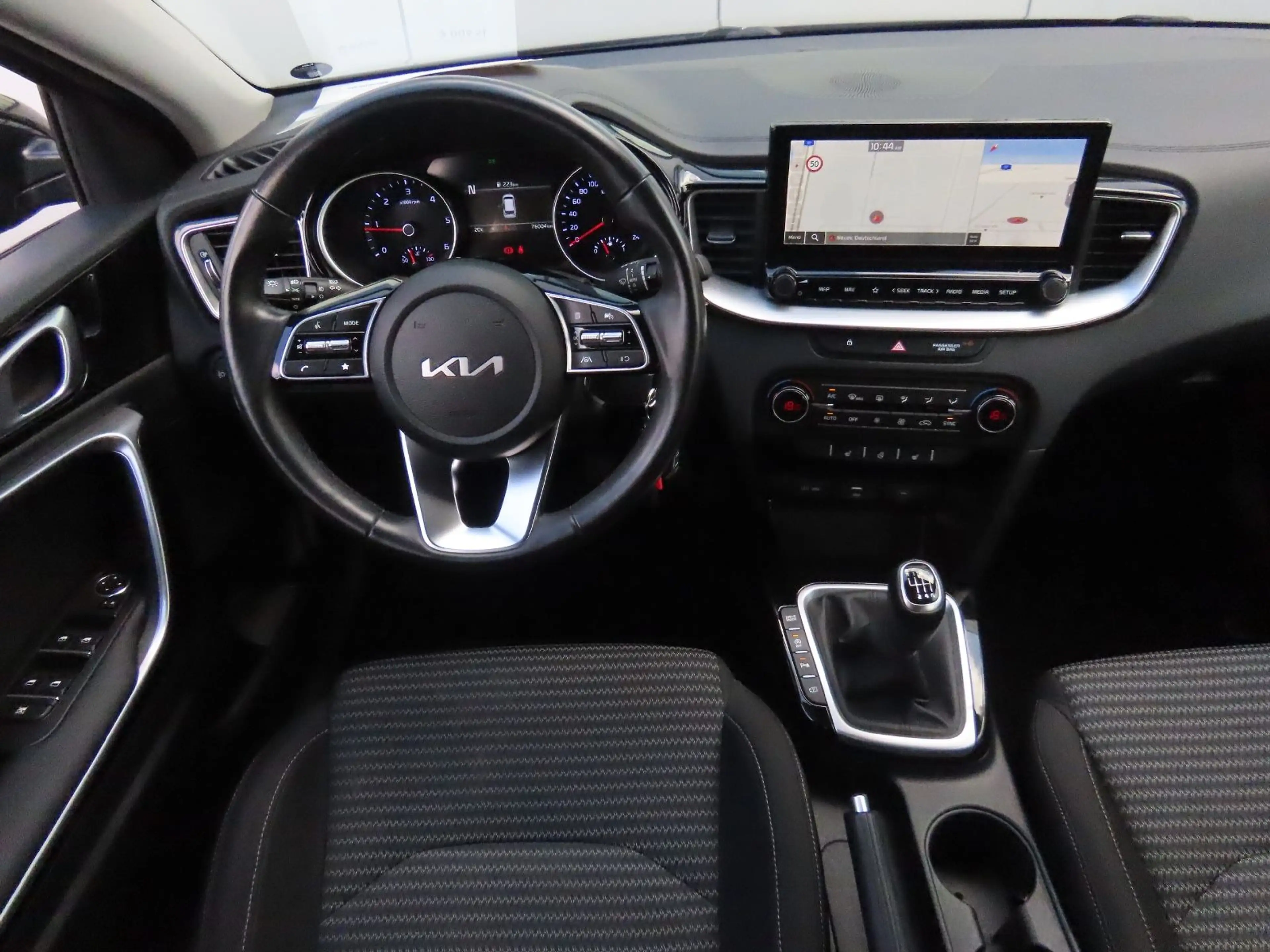 Kia Ceed SW / cee'd SW cee'd SW 1.6 CRDI Sitz-/Lenkradheizung Klima ACC — photo 14