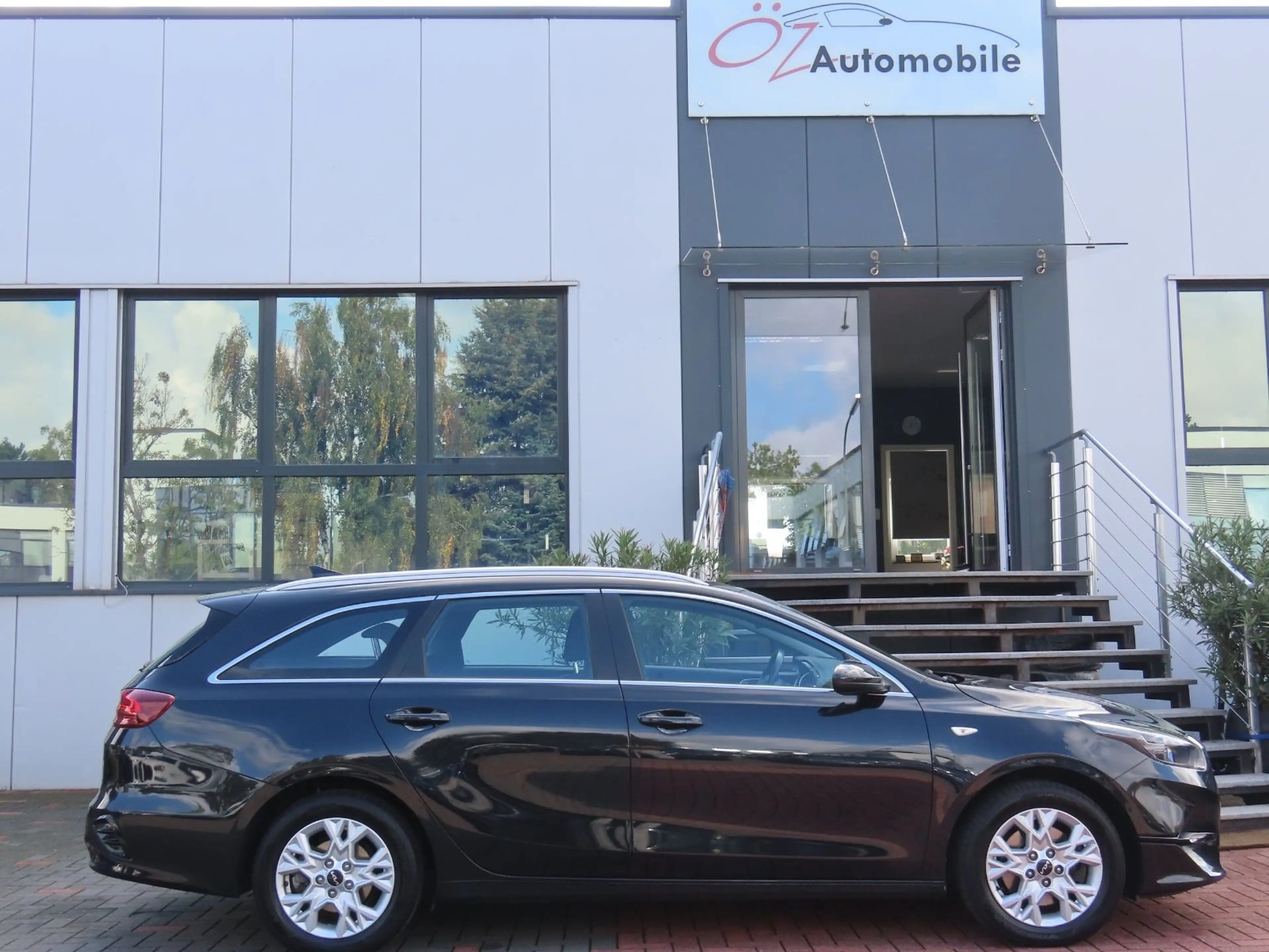 Kia Ceed SW / cee'd SW cee'd SW 1.6 CRDI Sitz-/Lenkradheizung Klima ACC — photo 11