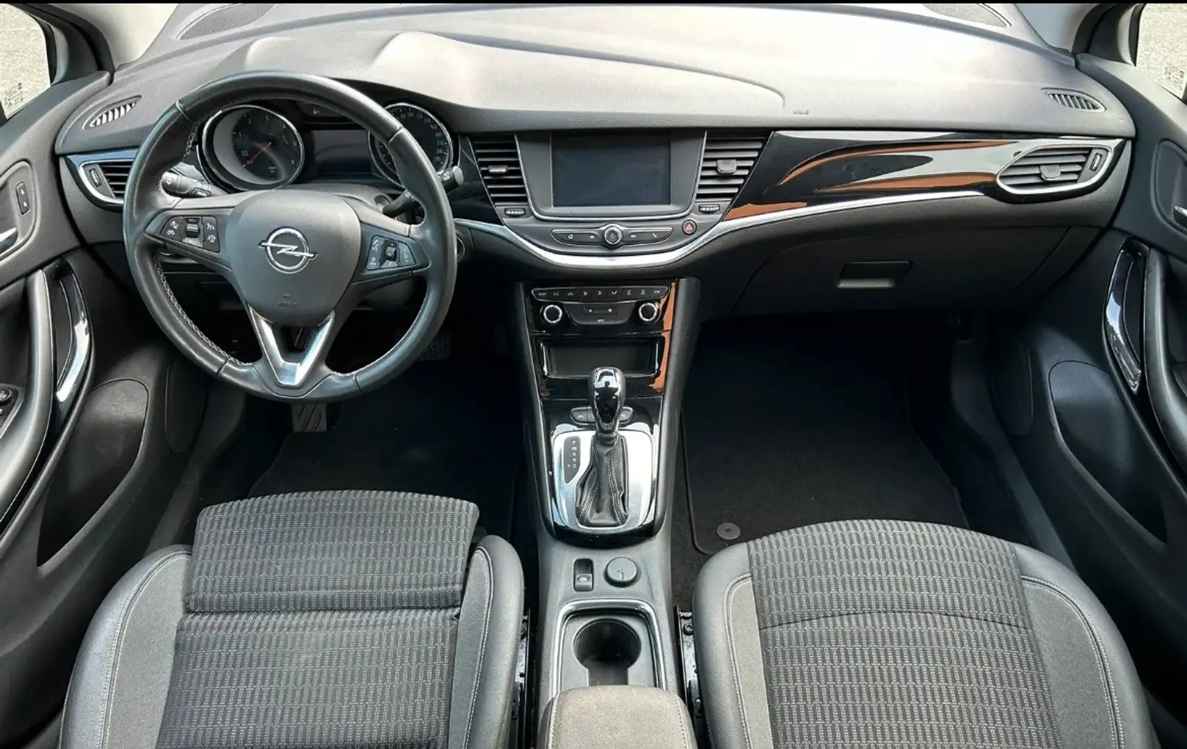 Opel Astra Sport Tourer Ultimate 122CV Automatico 2020 Nero - 2