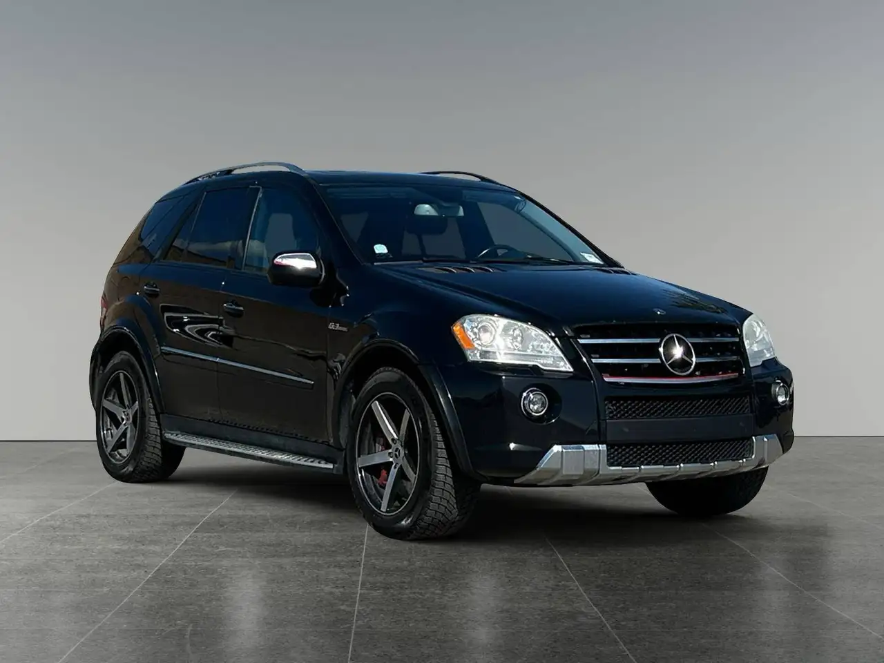 Mercedes-Benz M-Class photo Mercedes-Benz M-Class