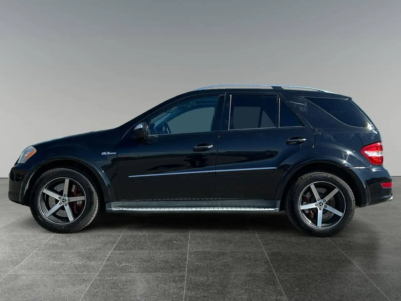 Mercedes-Benz M-Class photo Mercedes-Benz M-Class
