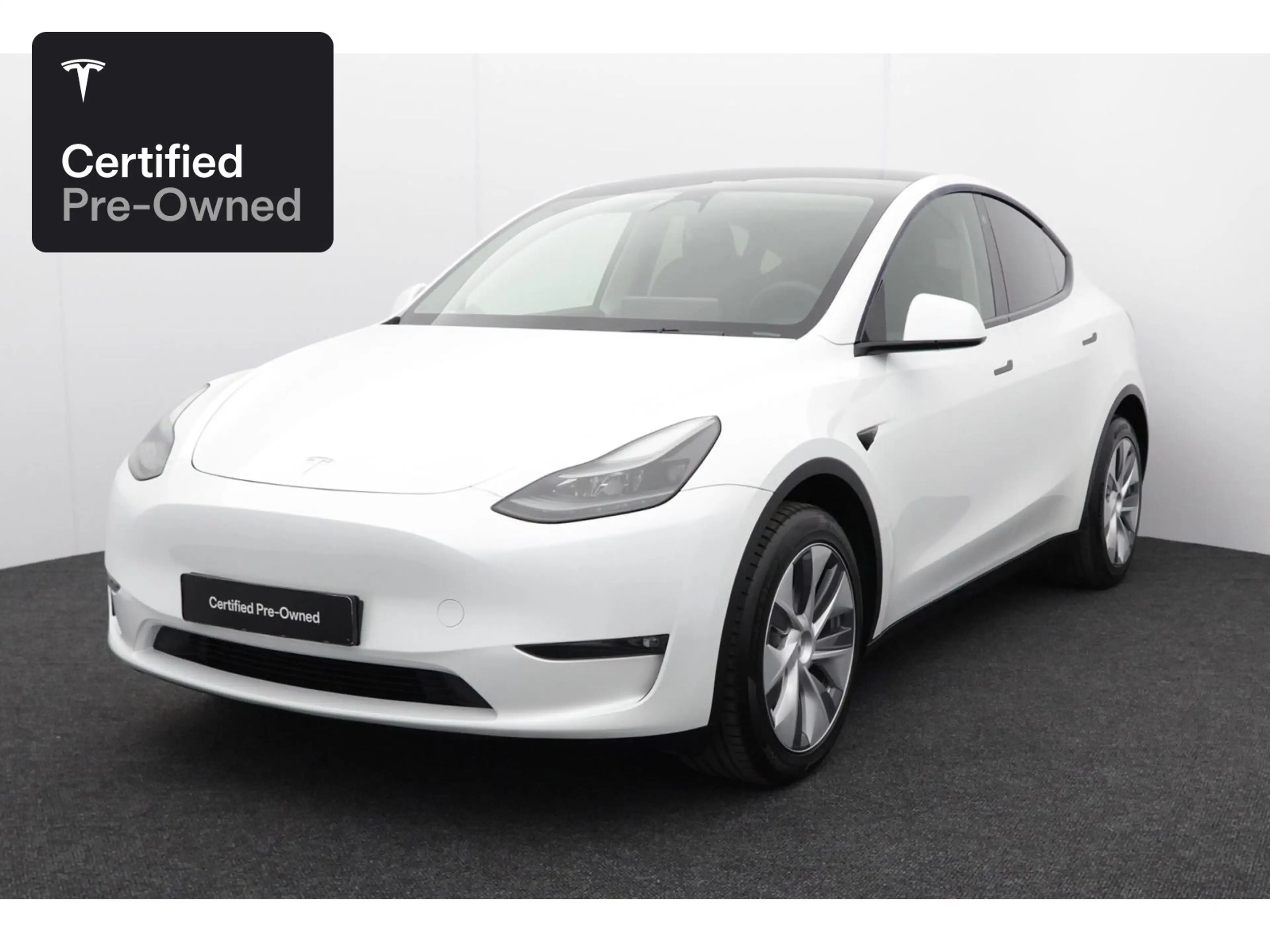 Tesla Model Y Long Range AWD "Certified Pre-Owned" — photo 2