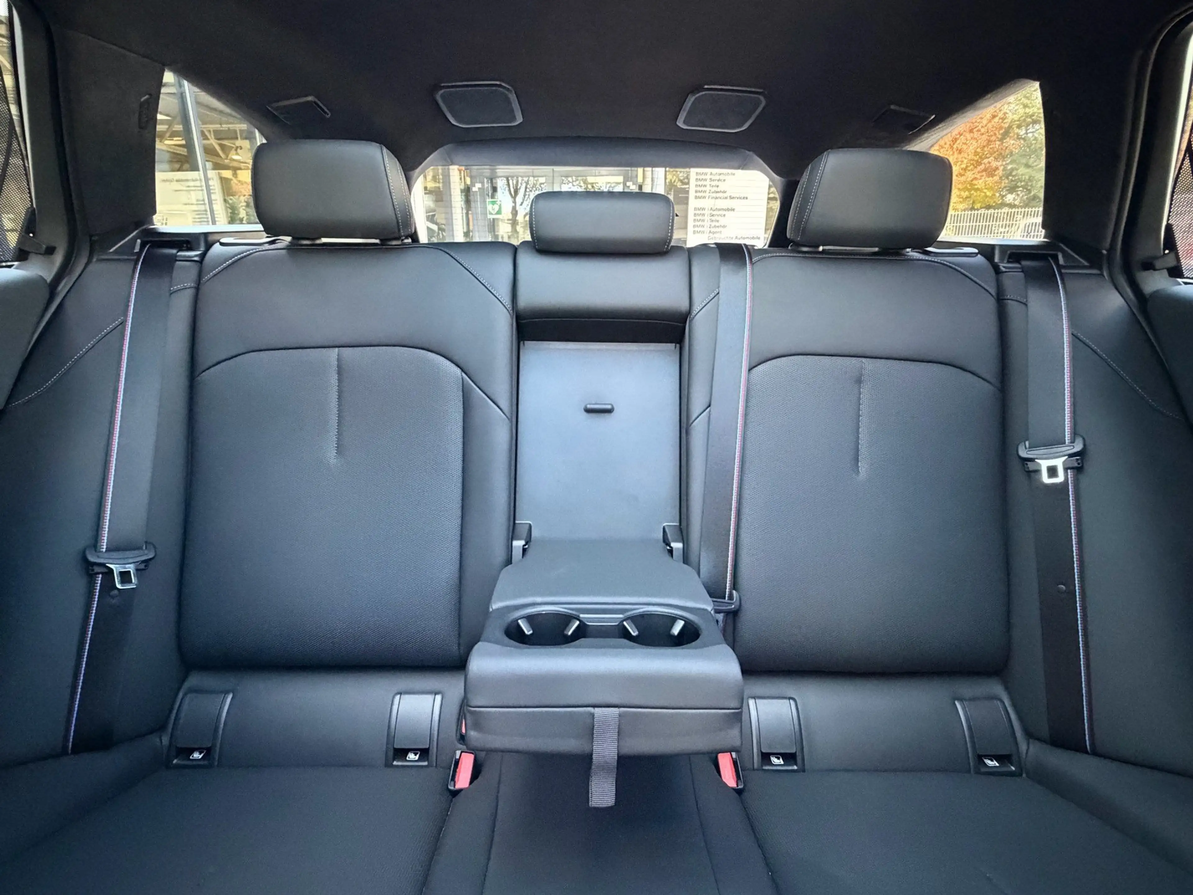 BMW M5 Touring Keramik Ultimate Pack B&W Pano AHK — photo 10