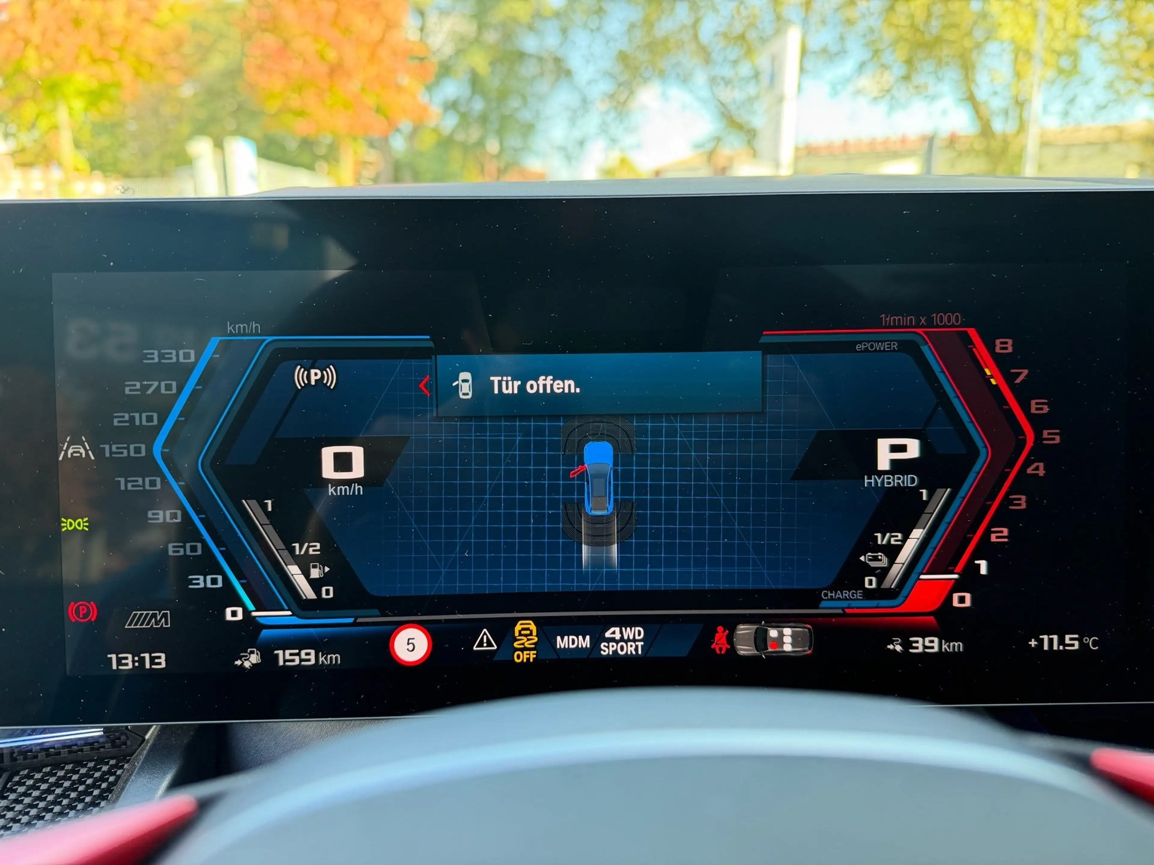 BMW M5 Touring Keramik Ultimate Pack B&W Pano AHK — photo 12