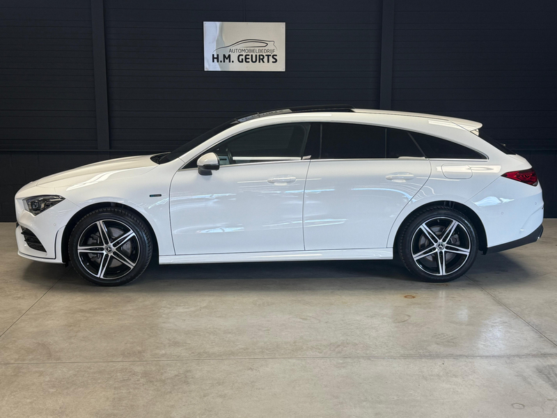 Mercedes-Benz CLA 250 250e Shooting Brake AMG Line | Pano | 56.237 km | — photo 2