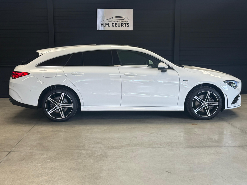 Mercedes-Benz CLA 250 250e Shooting Brake AMG Line | Pano | 56.237 km | — photo 3