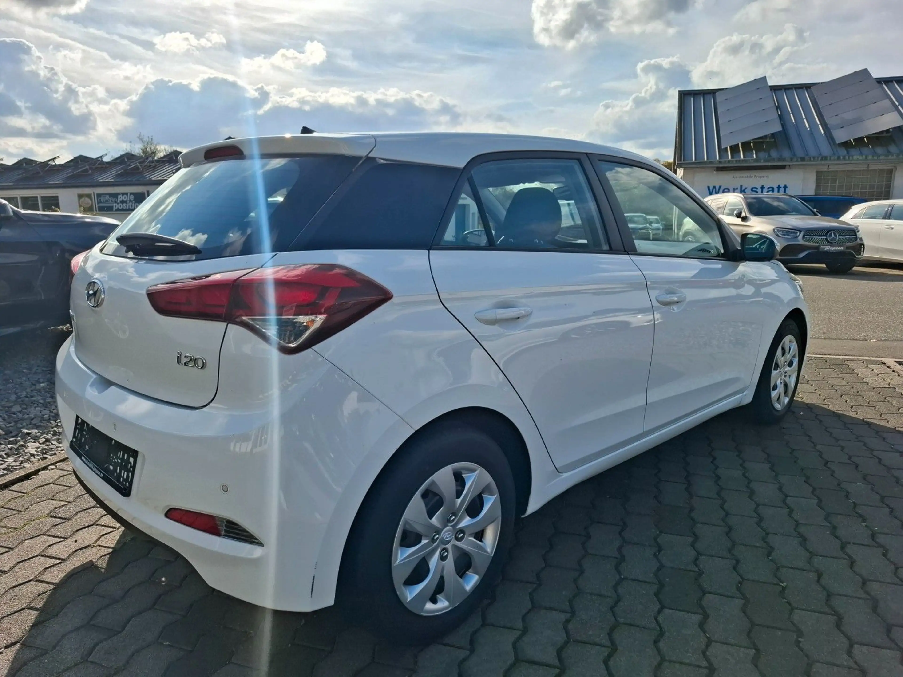 Hyundai i20 1.4 Trend Aut. KLIMA / USB / TEMPOMAT — photo 3