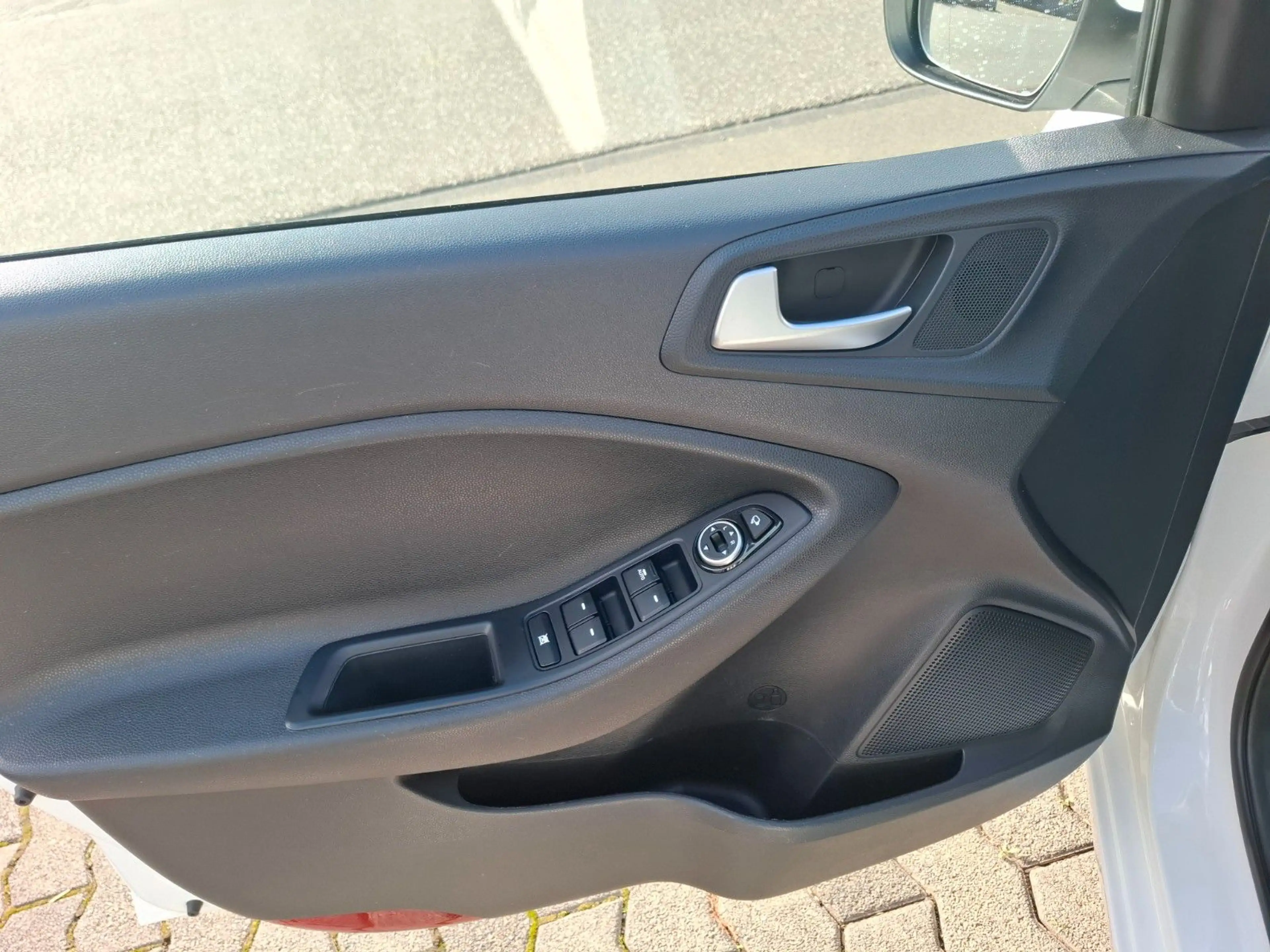 Hyundai i20 1.4 Trend Aut. KLIMA / USB / TEMPOMAT — photo 12