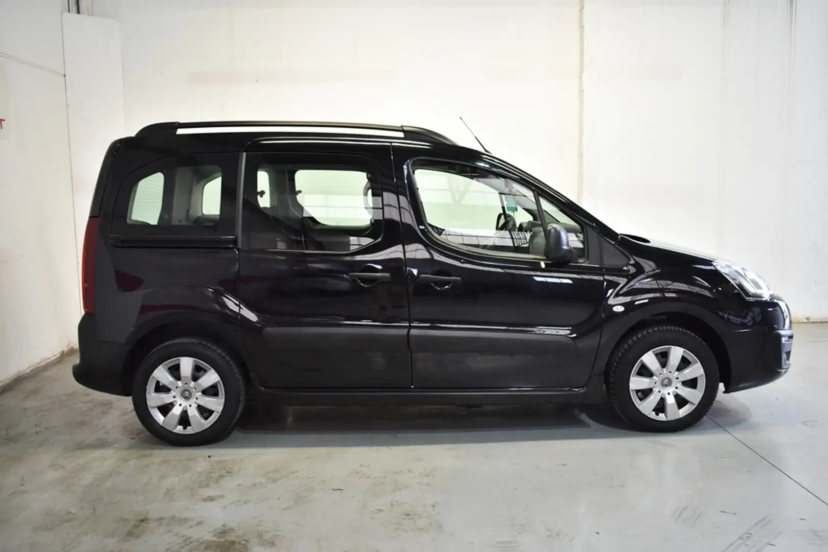 Citroen Berlingo Multispace 1.6BlueHDi XTR Plus 100 Zwart - 2