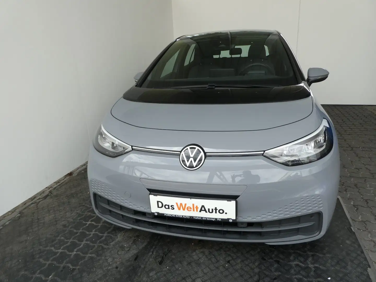 Volkswagen ID.3 Pure Performance 110 kW Basis Grijs - 2