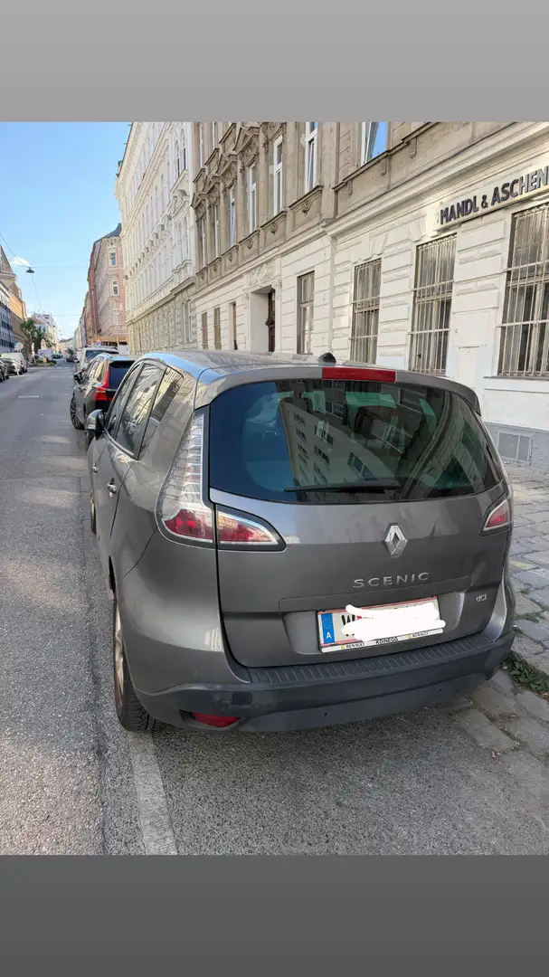 Renault Scenic dCi 110 Expression Grau - 2