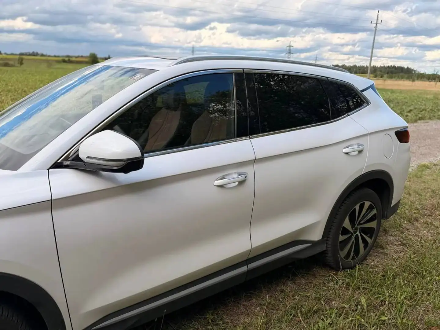 BYD Seal U DM-i PHEV 18,3kWh Boost 24.000€ Netto SUV Weiß - 2