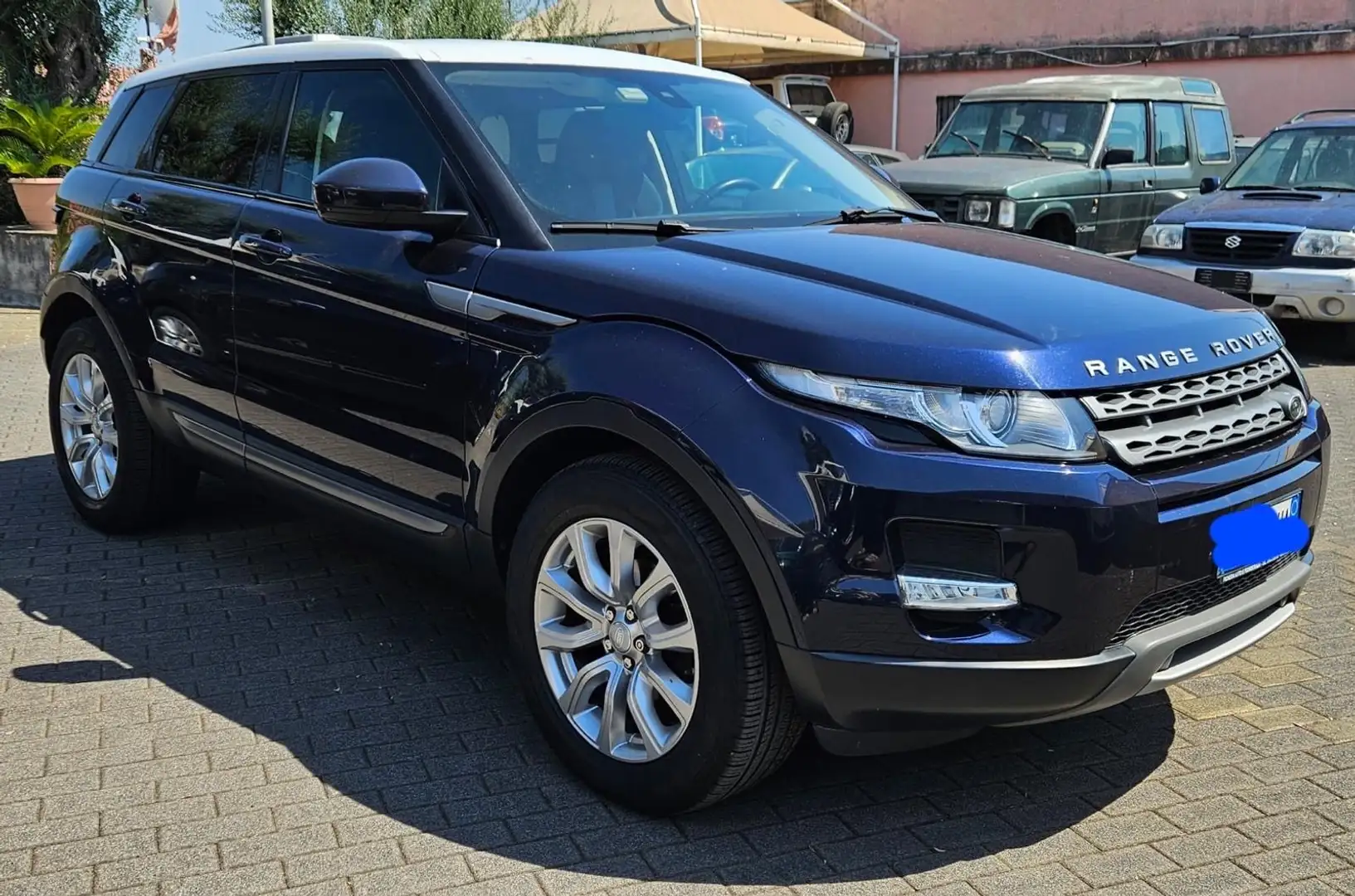 Land Rover Range Rover Evoque 5p 2.2 td4 Loire edition Pure 150cv - 1
