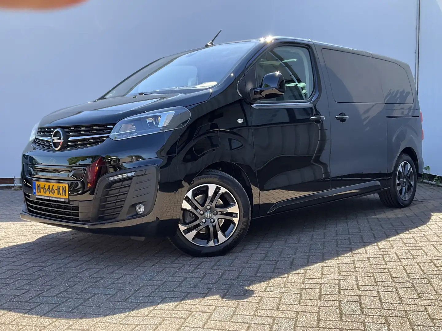 Opel Vivaro-e Innovation Invalide aanpassing Stoellift Braun-Abi Zwart - 2