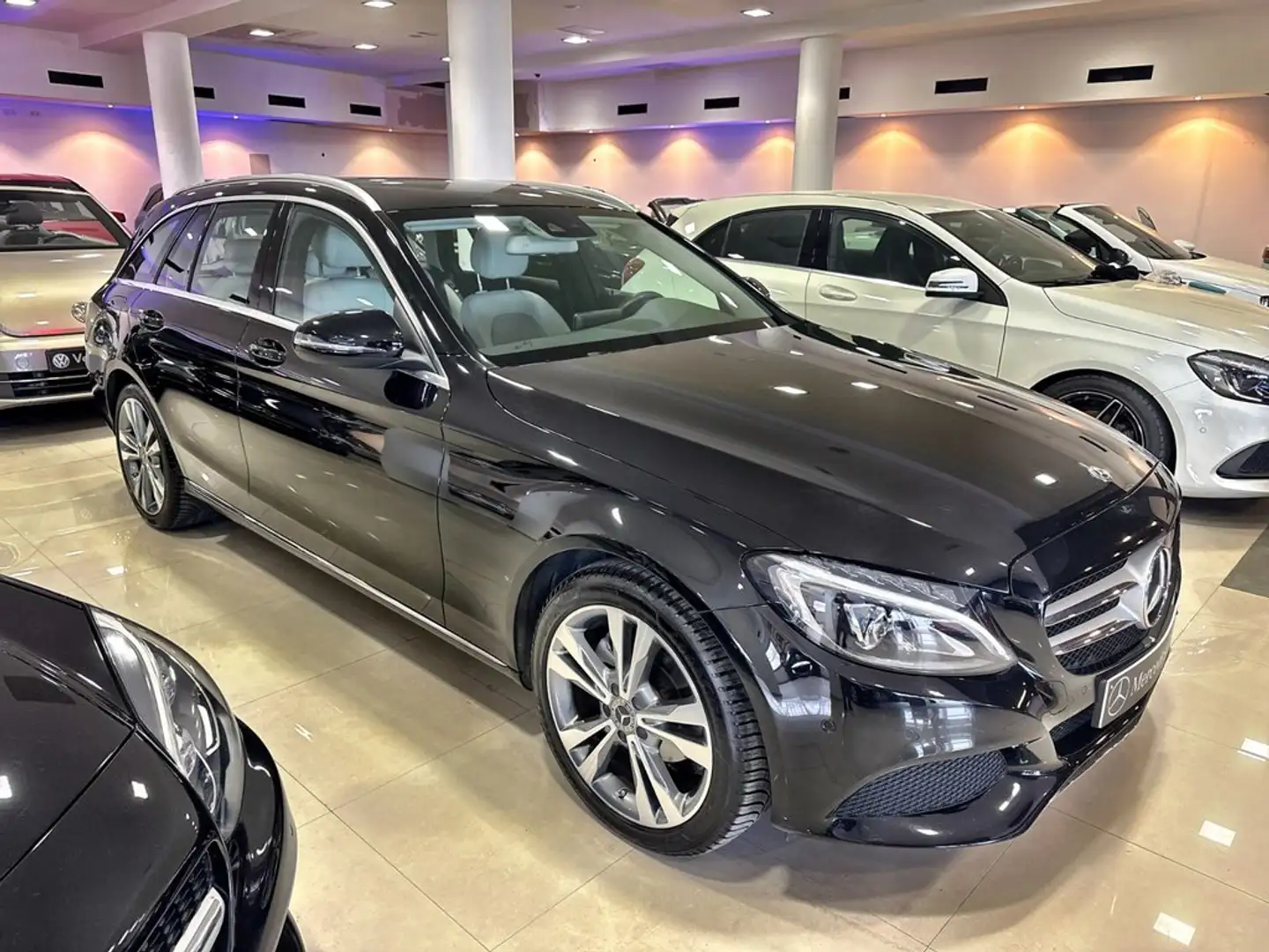 Mercedes-Benz C 180 Estate Noir - 2
