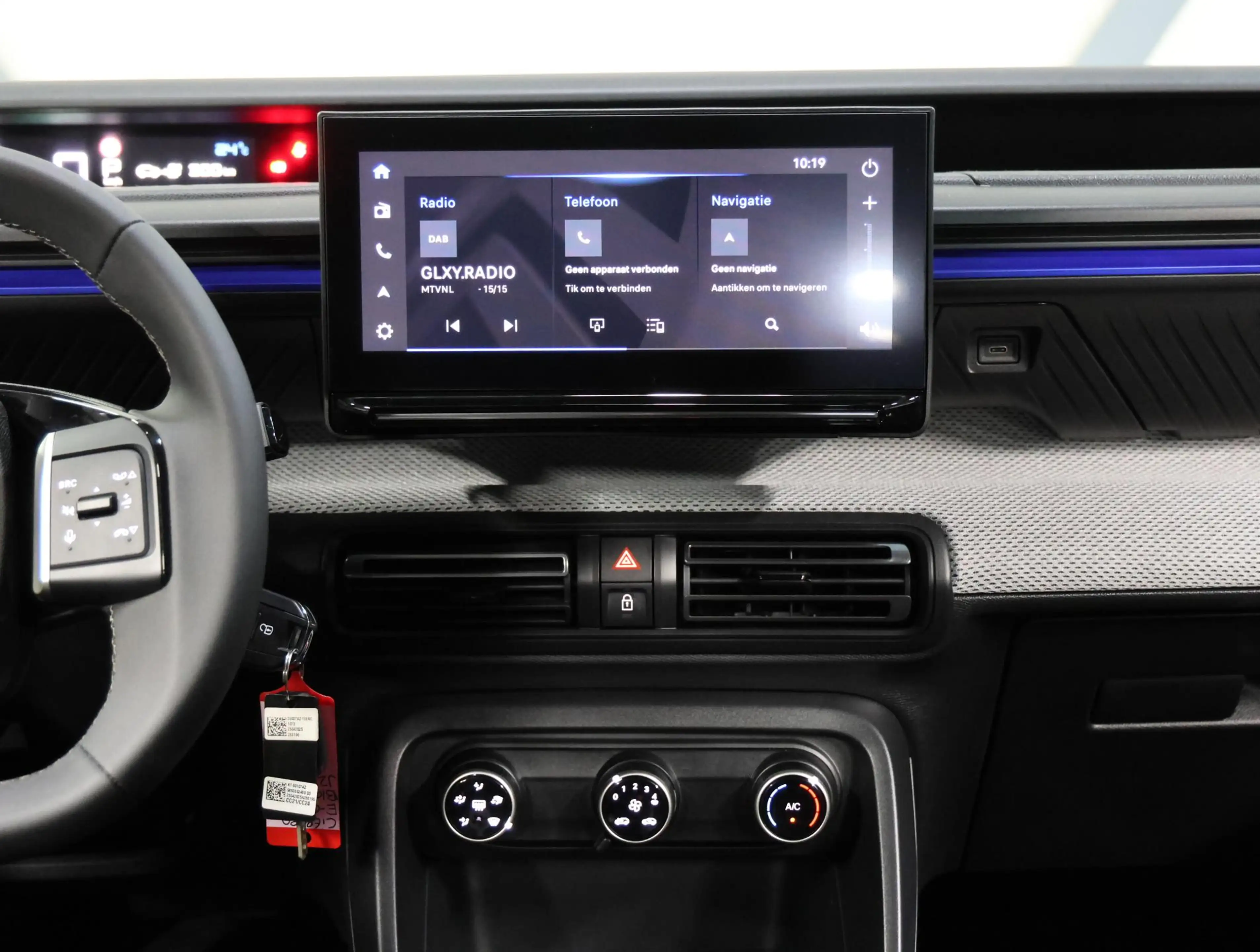 Citroen E-C3 Plus 113PK Comfort Range 44 kWh — photo 14