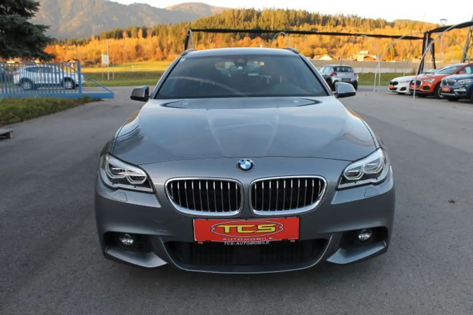 BMW 520 5er-Reihe Kombi Allrad Diesel xDrive*M-Paket*** Gris - 2