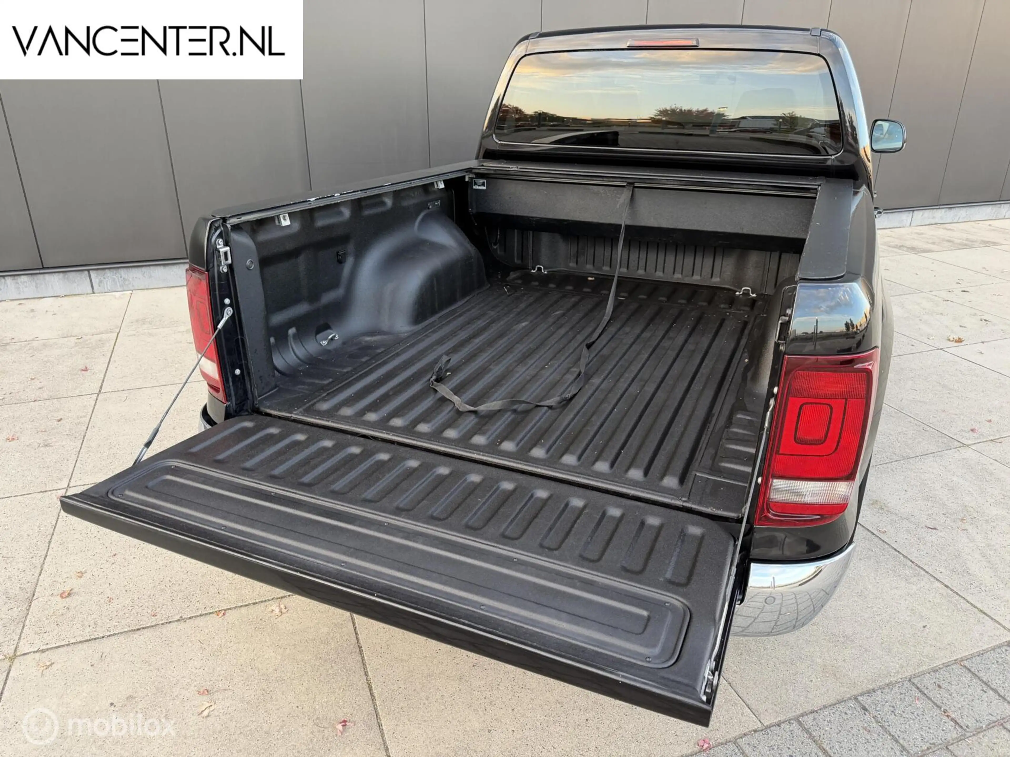 Volkswagen Amarok 5 pers. 3.0 V6 TDI 4Motion DC Highline LED — photo 9
